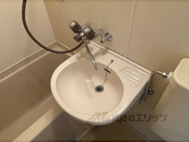 洗面所　ロフト収納