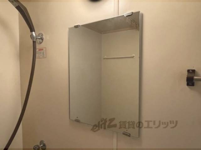 洗面所　ロフト収納