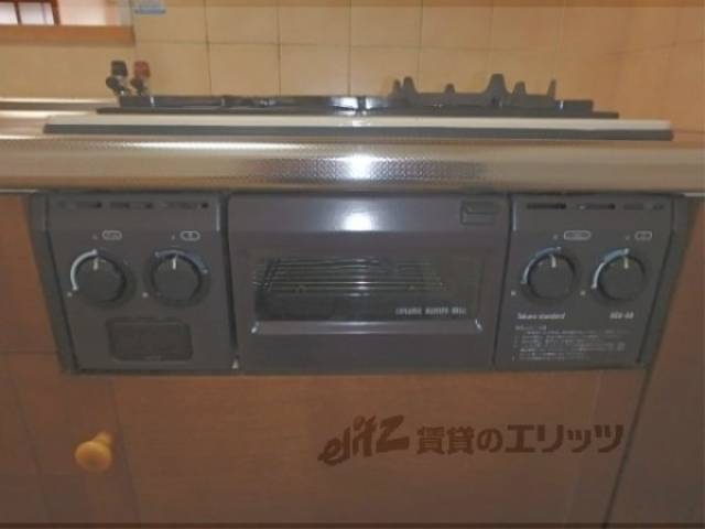 キッチン　コンロ