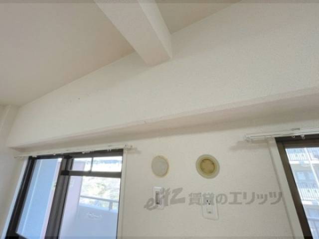 エアコン　設置場所