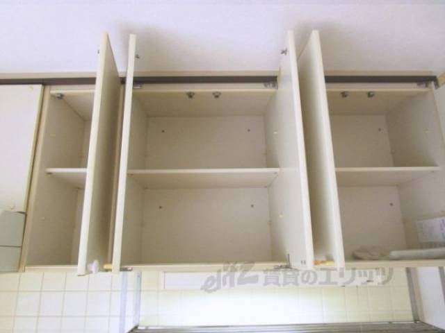 キッチン　収納