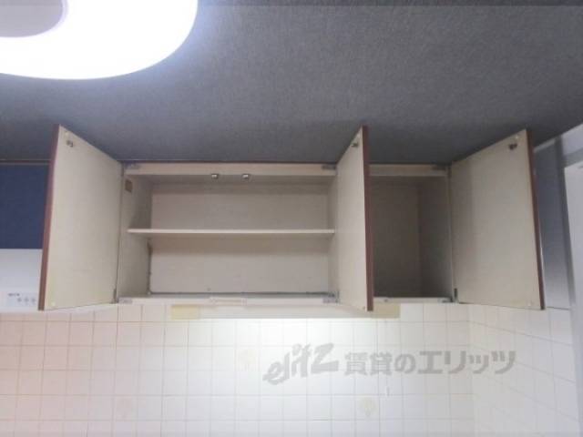 キッチン　収納