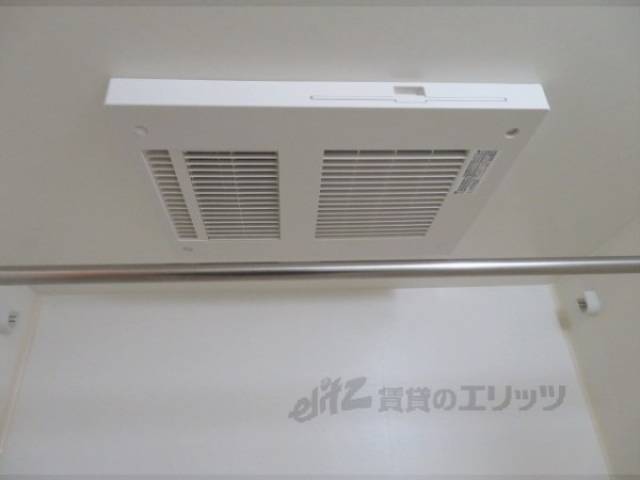 浴室乾燥機　鏡