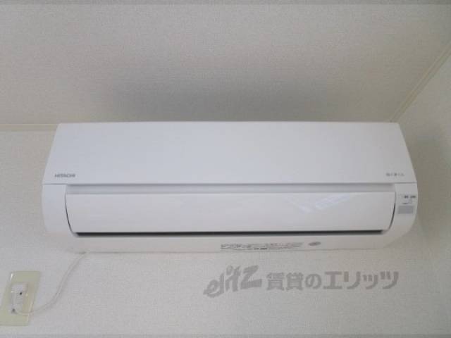 エアコン　リビング