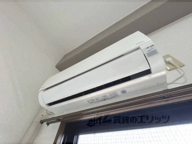 洋室　エアコン