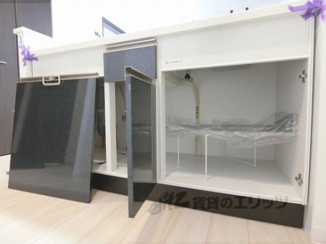 キッチン　下部収納