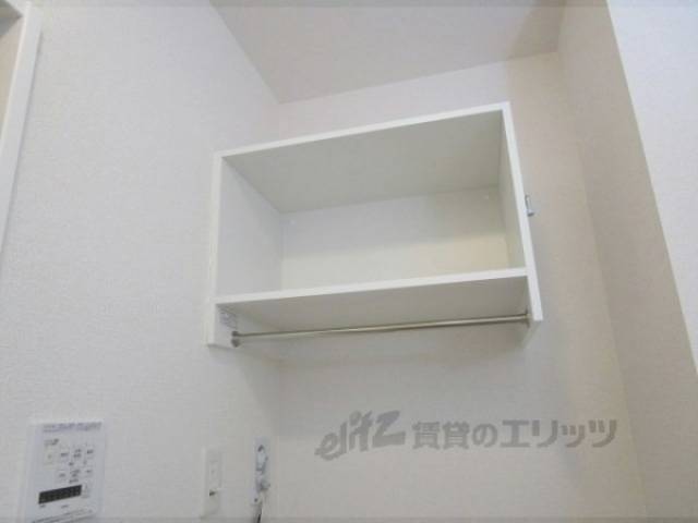 洗濯機置場　棚