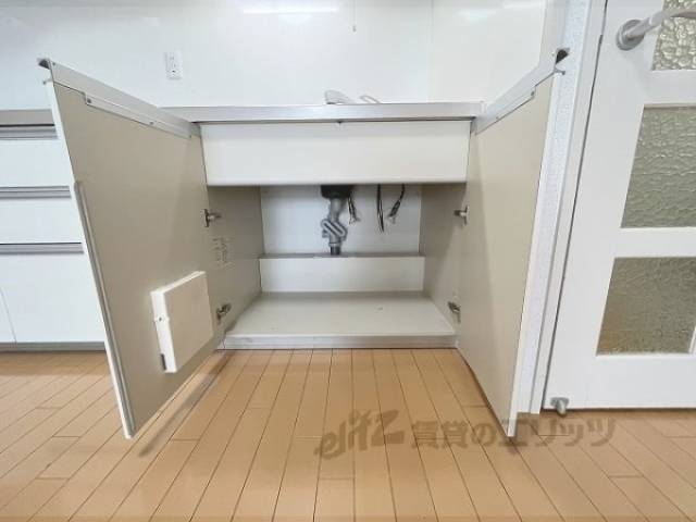 キッチン　下部収納