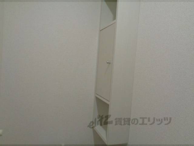 トイレ　収納