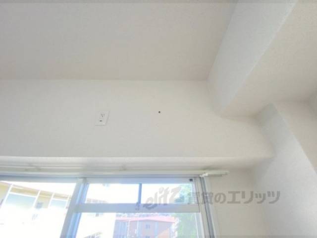 エアコン　設置場所