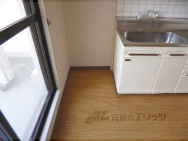 冷蔵庫置場