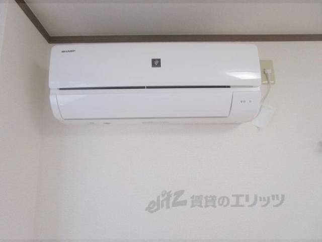 エアコン　リビング