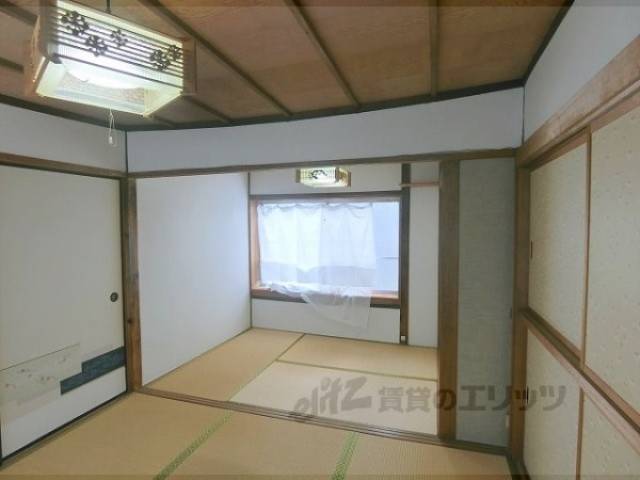 和室　２階西