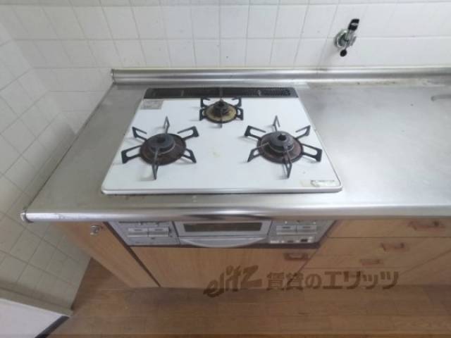 キッチン　コンロ