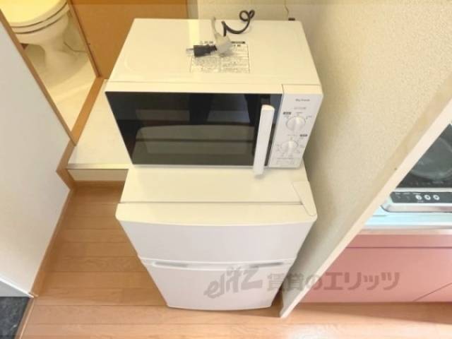 冷蔵庫置場　冷蔵庫・電子レンジ