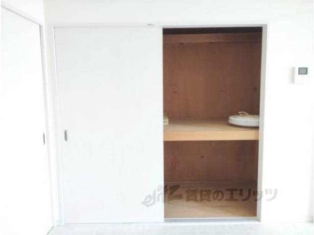 リビング　収納