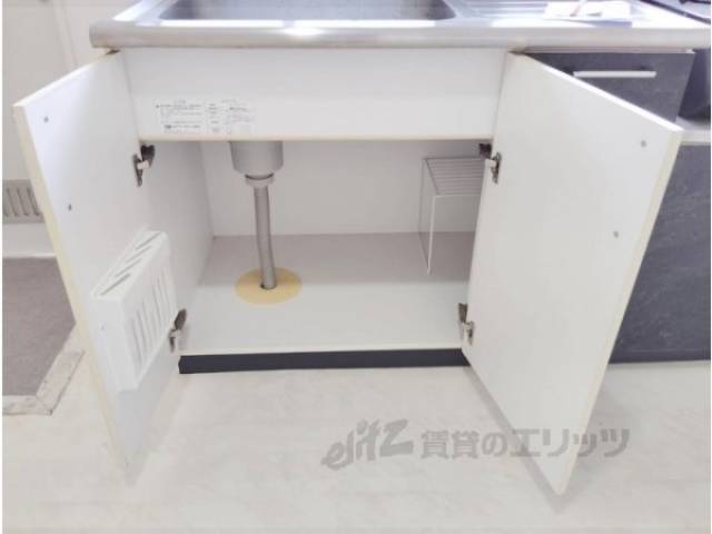 キッチン　下部収納