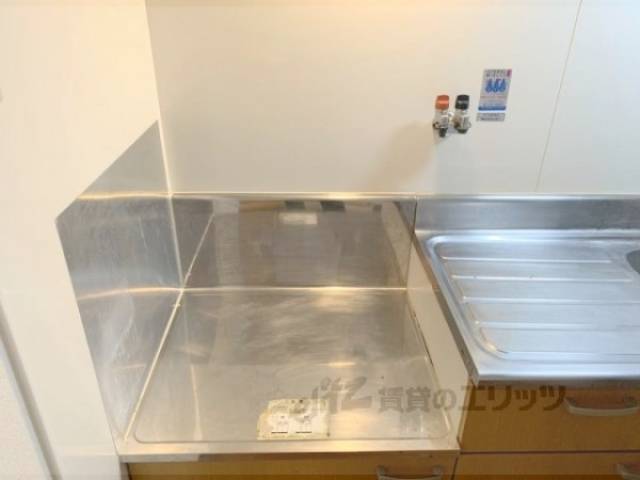 キッチン　コンロ置き場