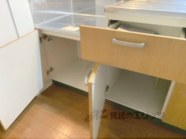 キッチン　収納
