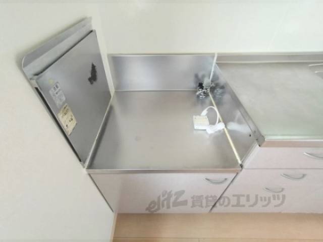 キッチン　コンロ置場
