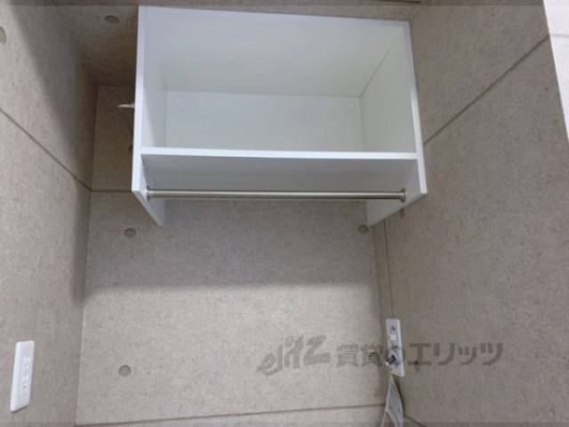 洗濯機置場　棚