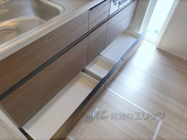 キッチン　収納