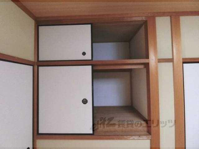 和室　2階中央和室