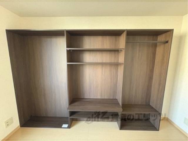備え付け家具