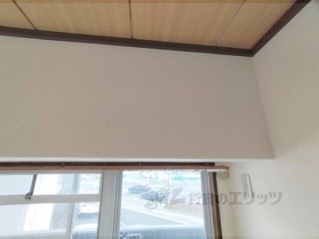 エアコン　設置場所