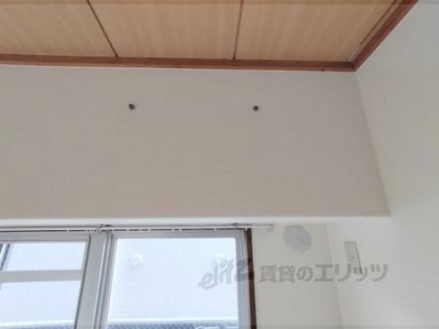 エアコン　設置場所