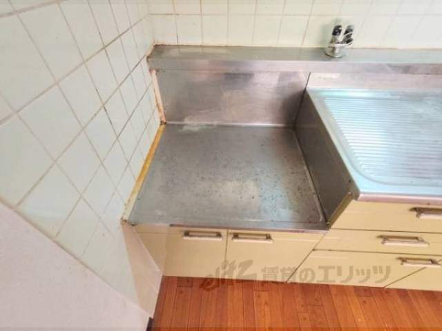 キッチン　コンロ置場