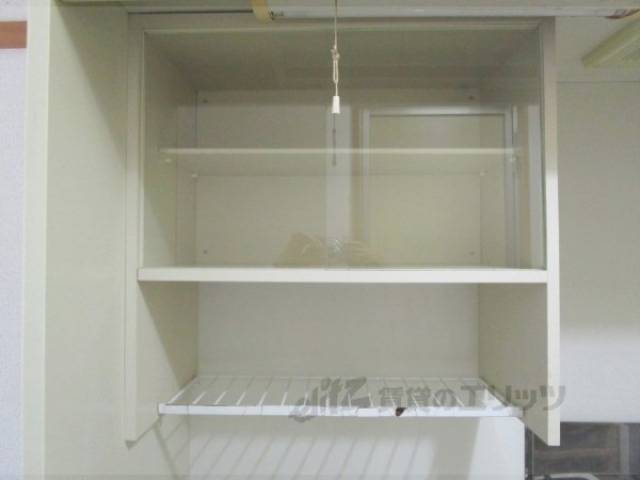 キッチン　収納