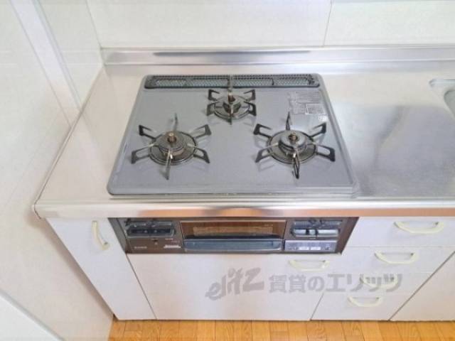 キッチン　コンロ