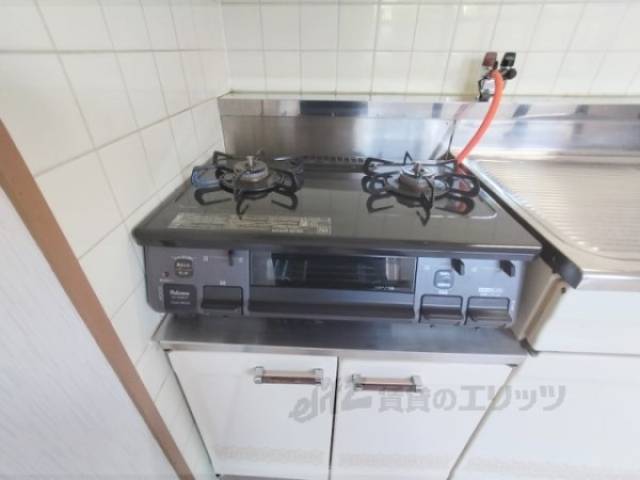キッチン　コンロ
