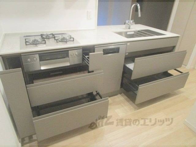 キッチン　下収納
