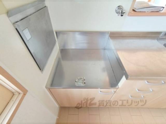 キッチン　コンロ置場