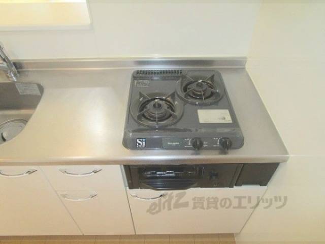 キッチン　コンロ
