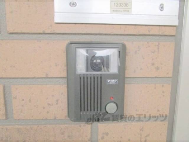 玄関　インターホン