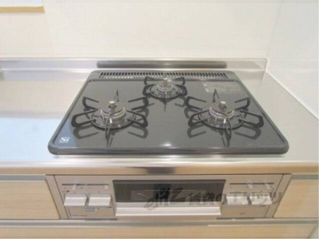 キッチン　コンロ