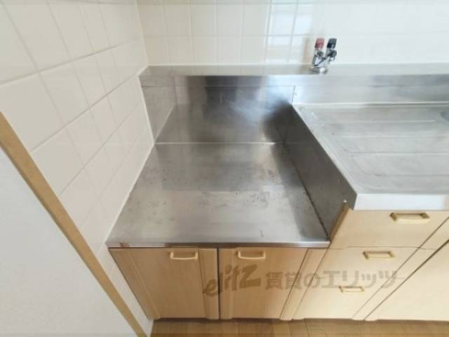 キッチン　コンロ置場