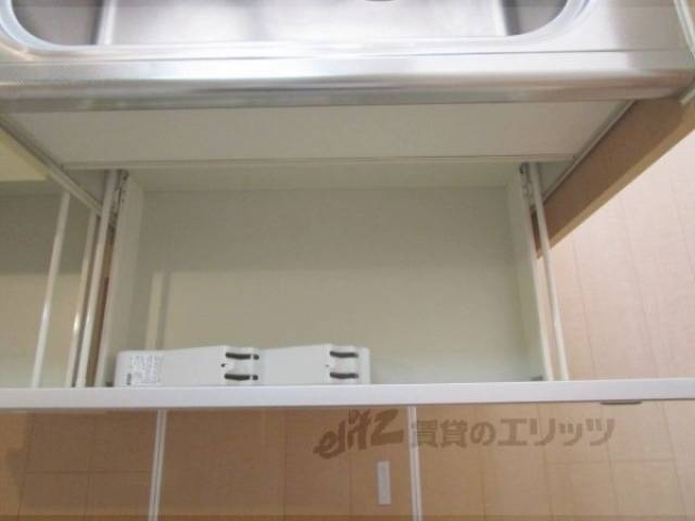 キッチン　収納下部