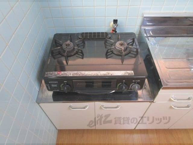 キッチン　コンロ置場