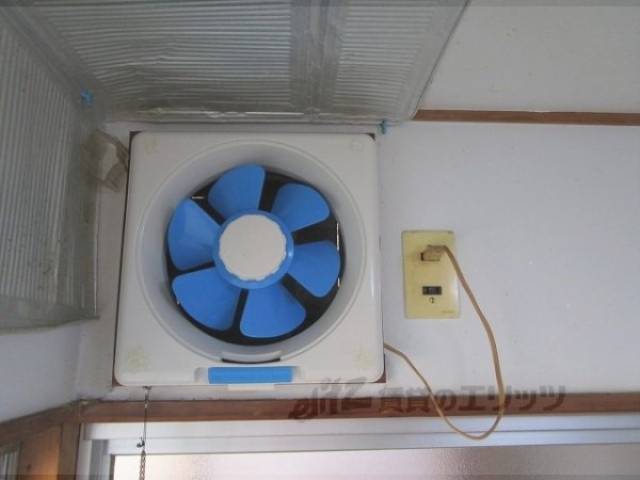 キッチン　換気扇