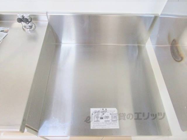 キッチン　コンロ置き場