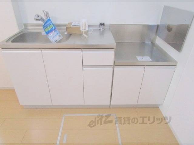 キッチン　上部収納