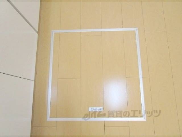 キッチン　床下収納