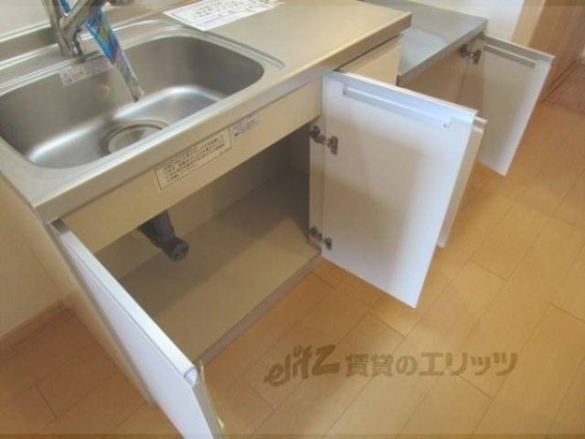 キッチン　下部収納