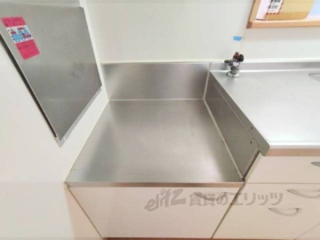キッチン　コンロ置場