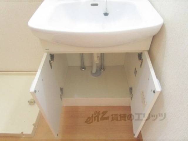 洗面所　収納