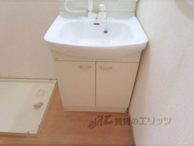 洗面所　収納